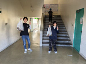 09