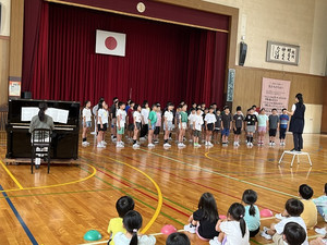 08